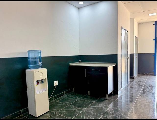 INDUSTRIAL PROPERTY TO RENT IN LADINE